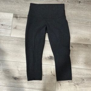 Lululemon Highrise WunderUnder Cropped leggings